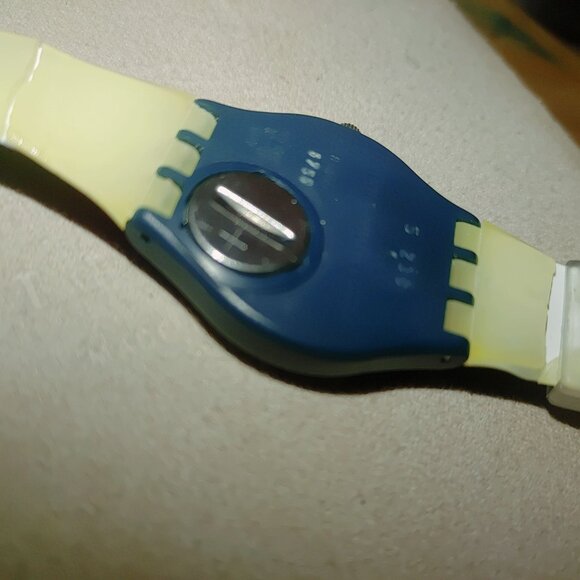 Swatch Originals Gent Blue Multicolor Abstract Design Watch READ - Picture 9 of 13